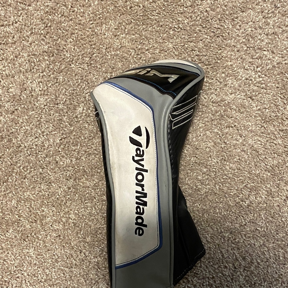 TaylorMade Silver, Black and Blue Driver Headcover